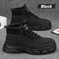 Trendy, pustende og sklisikre boots i kunstlær for menn