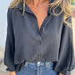 🥰2025 HOT SALE🥰Elegant ensfarget knappskjorte til dame