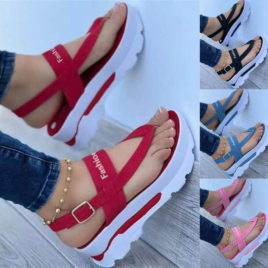 Thong-sandaler med tykk såle for kvinner