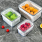 🥳2026 HOT SALG🥳💞50 000+ SOLGT!🧊🧺 50% RABATT! 3-DELERS fruktbeholdersett – Stopp soggy frukt! Avtakbart dørslag holder produktene sprø og friske i flere dager. Kjøleskapets beste venn. 🍓✨