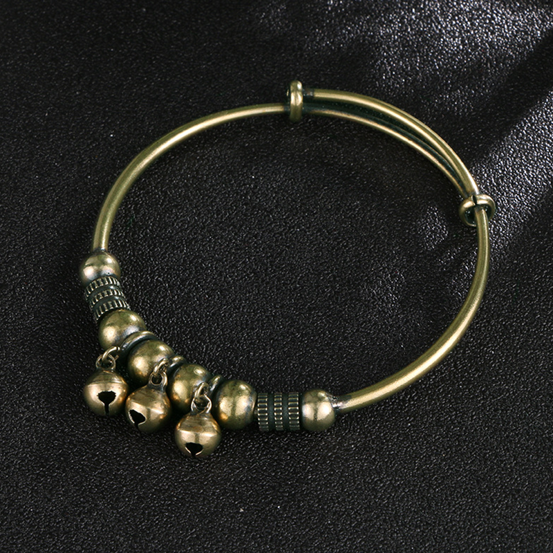✨ 50 % RABATT NÅ! 🔔 Justerbart armbånd med klokkeform – Stilig, elastisk og perfekt til hverdagsbruk – lett å ta av og på 💎