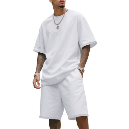 Casual to-delt sett med T-skjorte og shorts for menn