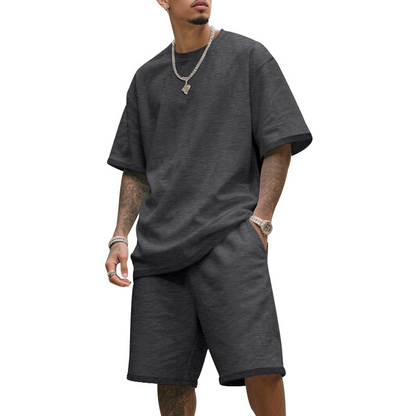 Casual to-delt sett med T-skjorte og shorts for menn