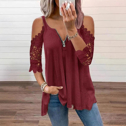 Et must-have🔥 Bluse med blonder og åpne skuldre og glidelås – Dristige detaljer og pustende stoff for en uanstrengt stil ✨