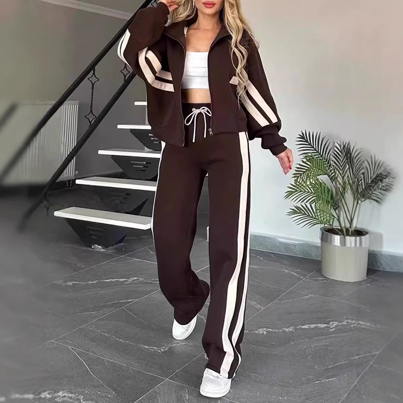 Sporty stripesett i to deler for kvinner