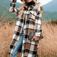 Varm tweedfrakk med rutete mønster og lange ermer til kvinner